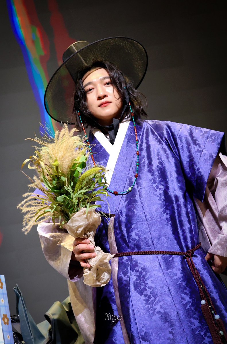 250918 후즈팬
#성진 #SUNGJIN #데이식스 #DAY6

🍁🍂