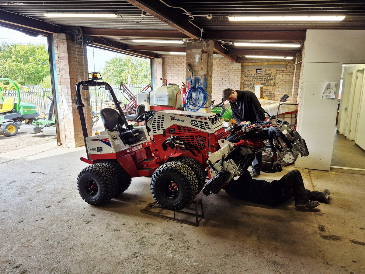 dodger1874's tweet photo. Gotta love delivery day 😍😍 double Ventrac at KGC, outstanding support from the club sharing a new vision and investing in a different direction, exciting times ahead Kingsknowe 🙌 https://t.co/Lj6Xrk4EvS