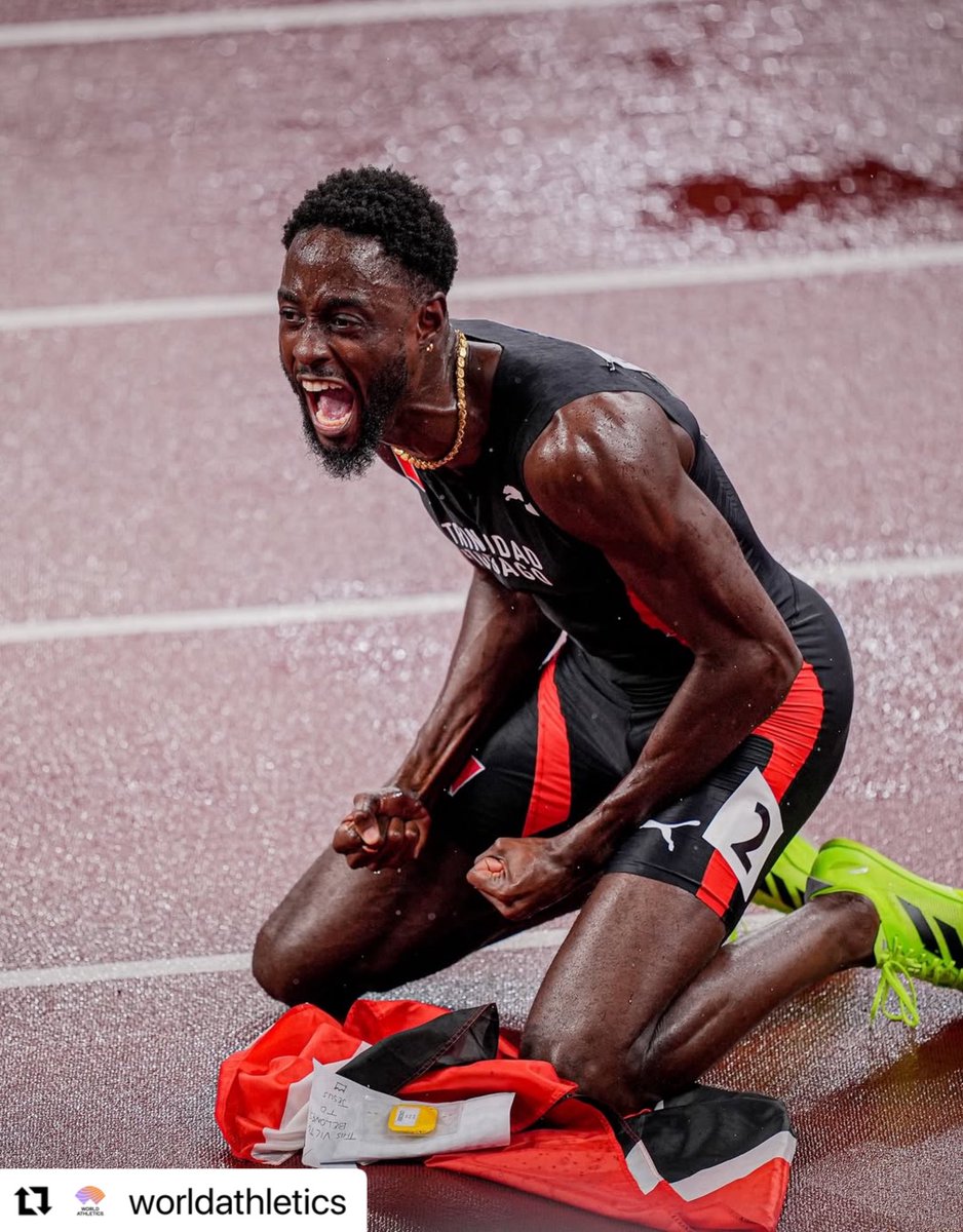 TTOlympic's tweet image. #Repost @worldathletics
・・・All the emotions ❤️ 
🥈 @reemy_rich19 43.72 NR PB🇹🇹 
🥇@goldenwalcott 88.16m 
#TeamTTO Stand up 🇹🇹🇹🇹🇹🇹🇹🇹🇹🇹
Proud moment for #TrinidadandTobago 
#WorldAthleticsChamps #Japan