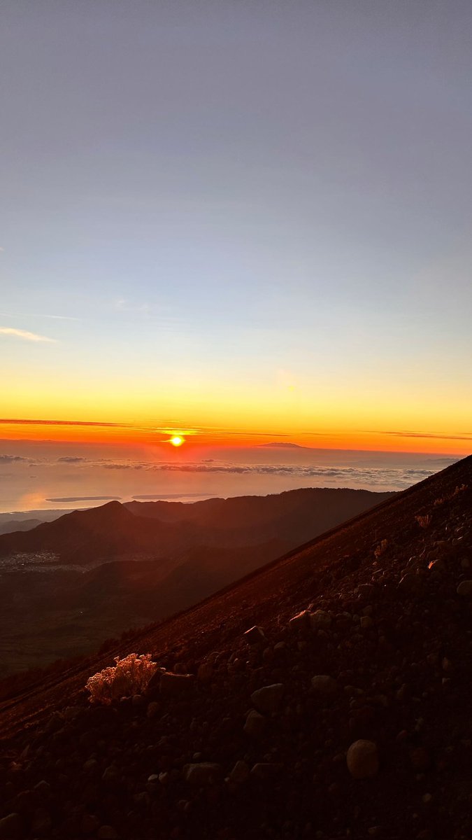 soleh933's tweet photo. Rinjani ⛰️❤️ https://t.co/RtzjaRQC6g