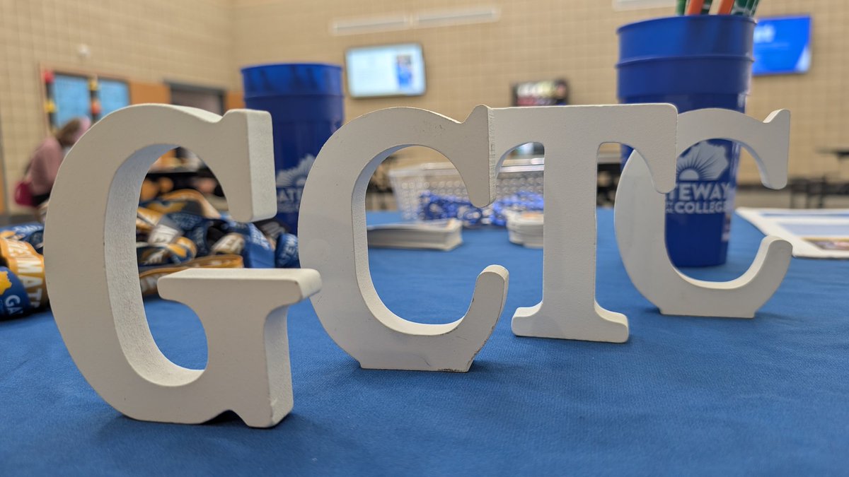 GCTC_JoeSeiter's tweet photo. Special thanks to @ScottEagles for having me out today. Always one of my favorite stops 👊 - We're seeing a big shift in kids wanting to do trades and we're extremely happy to provide that path. Visit https://t.co/gVfQue4Pue for more info! @GCTC_News https://t.co/EIp2BNE9gZ