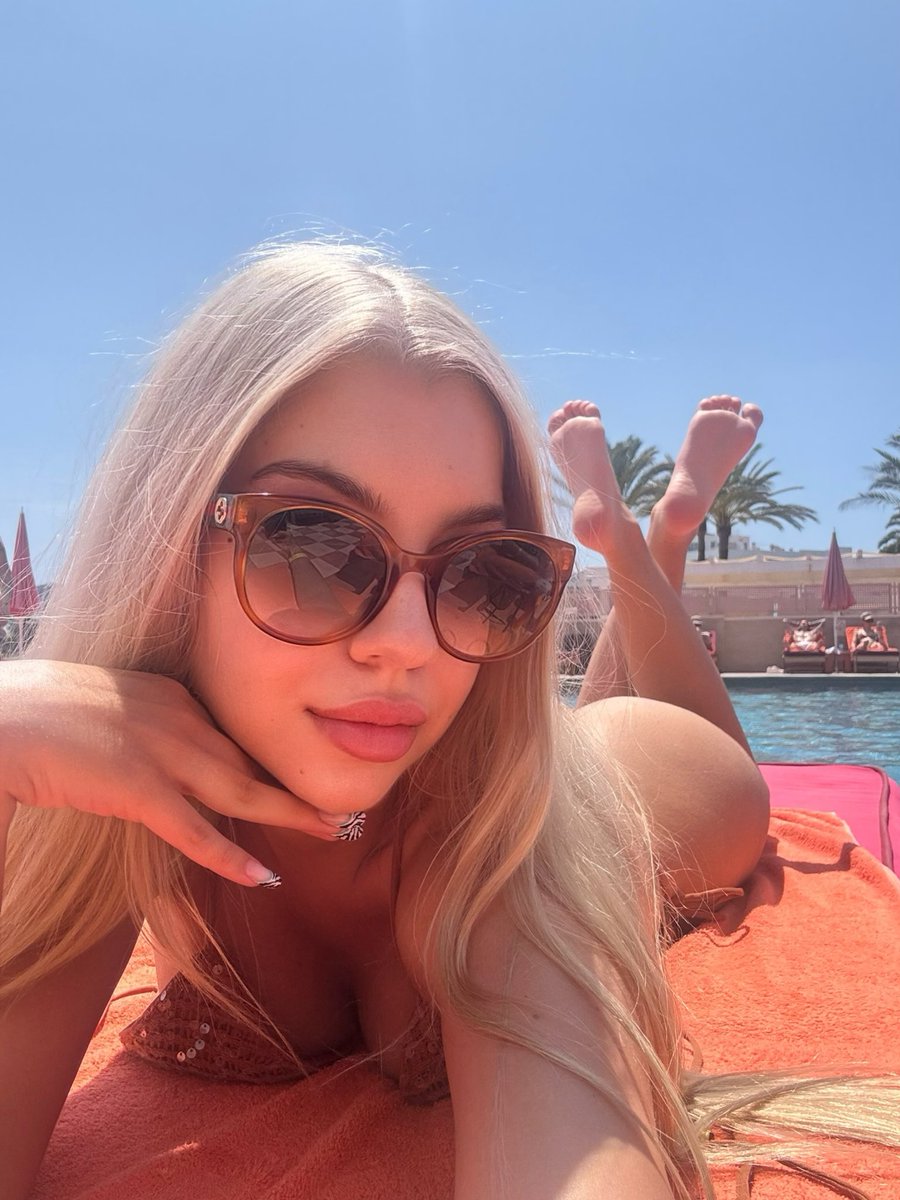 Men spend thousands for my feet and that’s so pathetic.