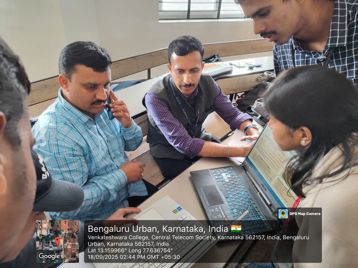 abhilashdsa's tweet photo. Successfully Conducted Smart India hackathon (internal) thank all the coordinators management supporting staffs jury members for making this event a grand success. @SvceBengaluru  #svcebengaluru #sih25 #mhrd #Innovation #smartindiahackathon .
Here is a small glimpse of the event. https://t.co/jDKD4QPlM4