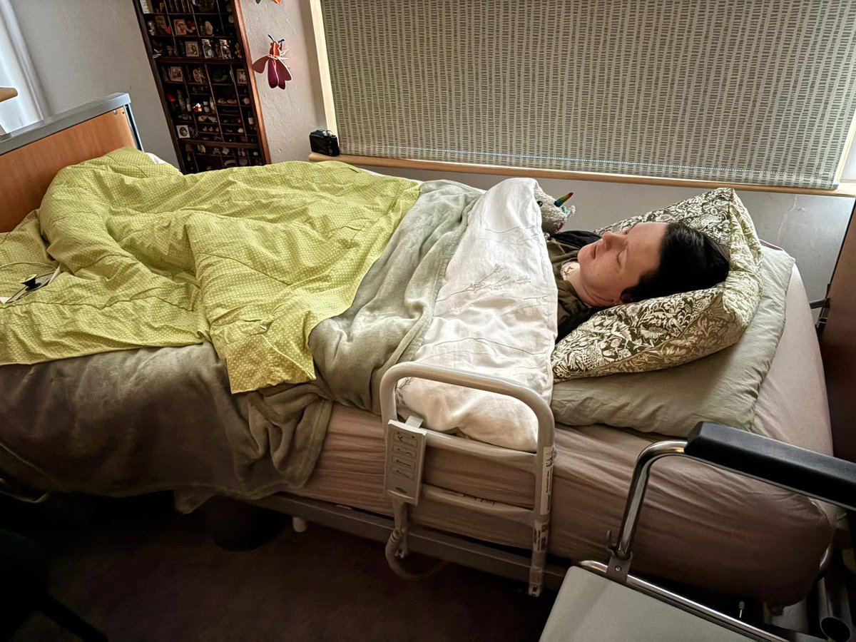 On Monday night I got to sleep flat for the first night in 13weeks. 

My M.E has been crashing, and we turned my feed off for the night to give my body complete rest (both from digestion and from being reclined/propped up). 
It was so so needed, bliss.