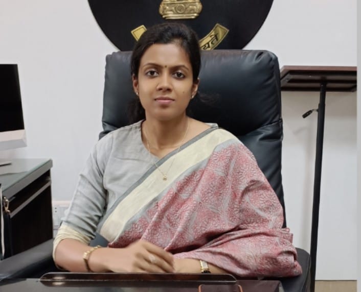 ‘ਜਿਸਦਾ ਖੇਤ, ਉਸਦੀ ਰੇਤ’ ਯੋਜਨਾ ਤਹਿਤ ਕਿਸਾਨਾਂ ਨੂੰ ਹੜ੍ਹਾਂ ਤੋਂ ਪ੍ਰਭਾਵਿਤ ਖੇਤਾਂ ਤੋਂ ਰੇਤ-ਸਿਲਟ ਹਟਾਉਣ ਦੀ ਮਨਜ਼ੂਰੀ : ਡਿਪਟੀ ਕਮਿਸ਼ਨਰ

-ਕਿਸਾਨਾਂ ਨੂੰ 31 ਦਸੰਬਰ 2025 ਤੱਕ ਬਿਨਾਂ ਕਿਸੇ ਪਰਮਿਟ/ਐਨ.ਓ.ਸੀ ਤੋਂ ਮਿਲੇਗੀ ਛੋਟ

-ਖੇਤਾਂ ਤੋਂ ਰੇਤ-ਸਿਲਟ ਹਟਾਉਣ ਦੀ ਪ੍ਰਕਿਰਿਆ ਖਣਨ ਨਹੀਂ ਮੰਗੀ ਜਾਵੇਗੀ
<a href="/BhagwantMann/">Bhagwant Mann</a> <a href="/jain_aashika/">Aashika Jain</a>