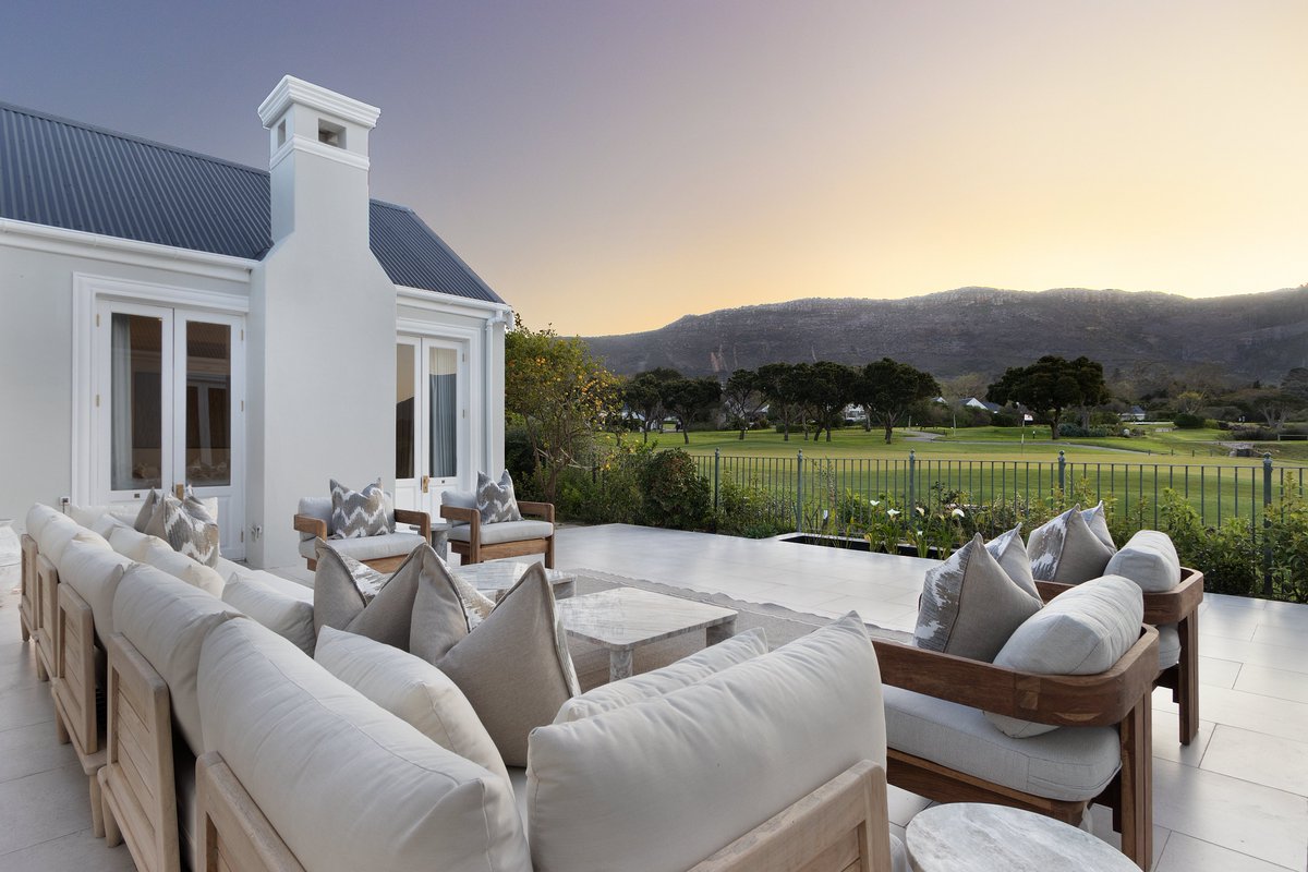 SteenbergEstate's tweet photo. Bedroom House For Sale in Steenberg Golf Estate, Cape Town: https://t.co/i35IhlWkL4 https://t.co/f6TOS0FWhQ