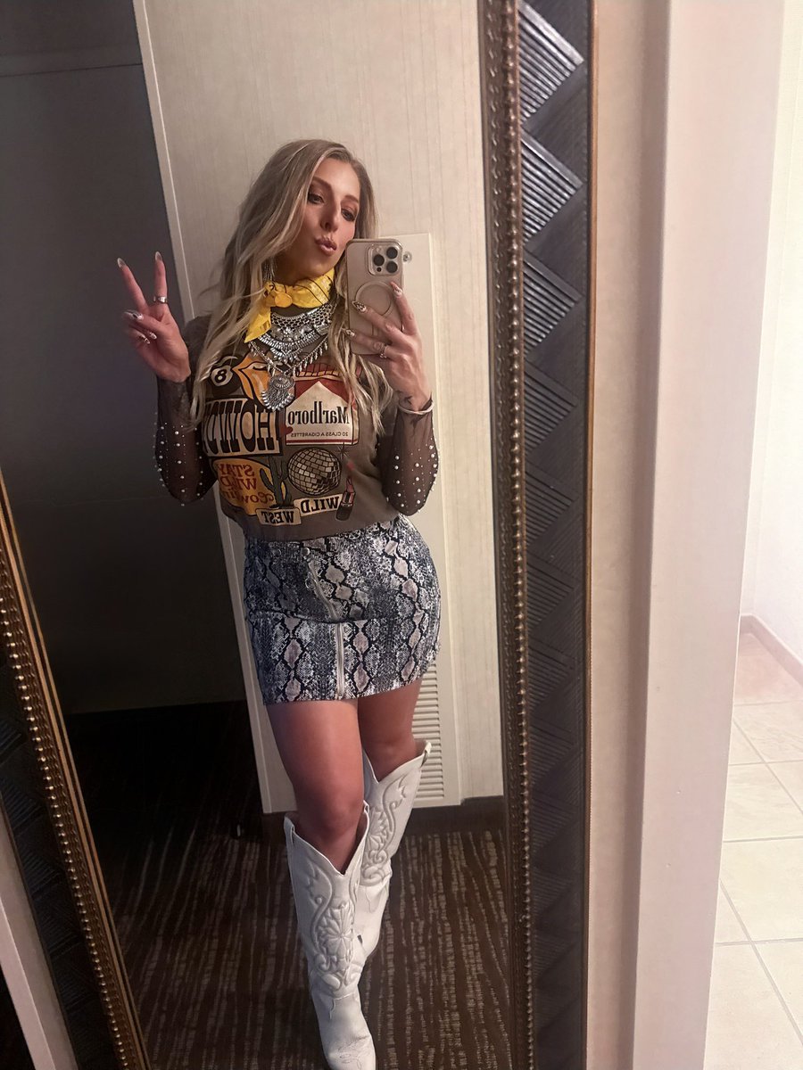 ChelsieRunns_'s tweet image. Eagles fans even do Dallas better 😉💚 #GoBirds #DallasSucks