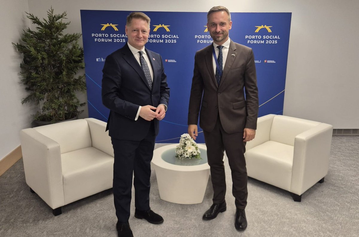 mrms_RH's tweet image. Na #PortoSocialForum ministar @MarinPiletic s izvršnim direktorom europske agencije za rad @CosminBoiangiu razgovarao je o tržištu rada 🇪🇺, kretanju radnika i novim izazovima s radnicima iz trećih zemalja te unaprjeđenju prava radnika kroz primjenu kolektivnih ugovora.