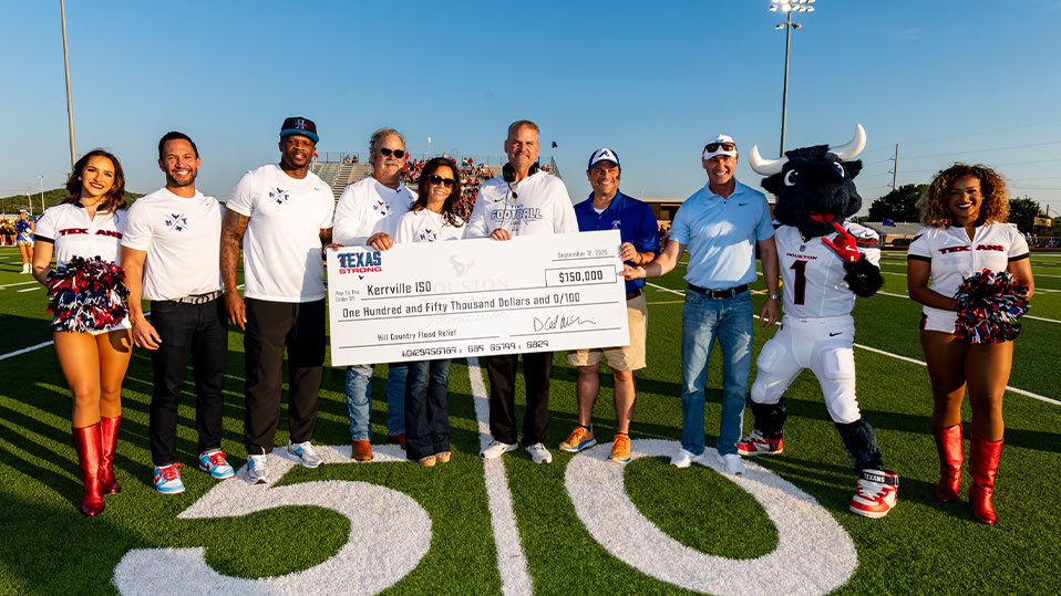 HoustonTexans's tweet image. Last week, we visited our neighbors in the Texas Hill Country to rally and uplift the communities following the July 4th floods. 

We provided support to Kerrville, Ingram and Hunt ISDs to assist in rebuilding and restoring what was lost. Together we are #TexasStrong