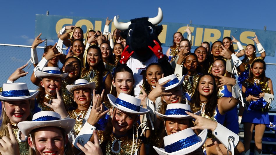 HoustonTexans's tweet image. Last week, we visited our neighbors in the Texas Hill Country to rally and uplift the communities following the July 4th floods. 

We provided support to Kerrville, Ingram and Hunt ISDs to assist in rebuilding and restoring what was lost. Together we are #TexasStrong