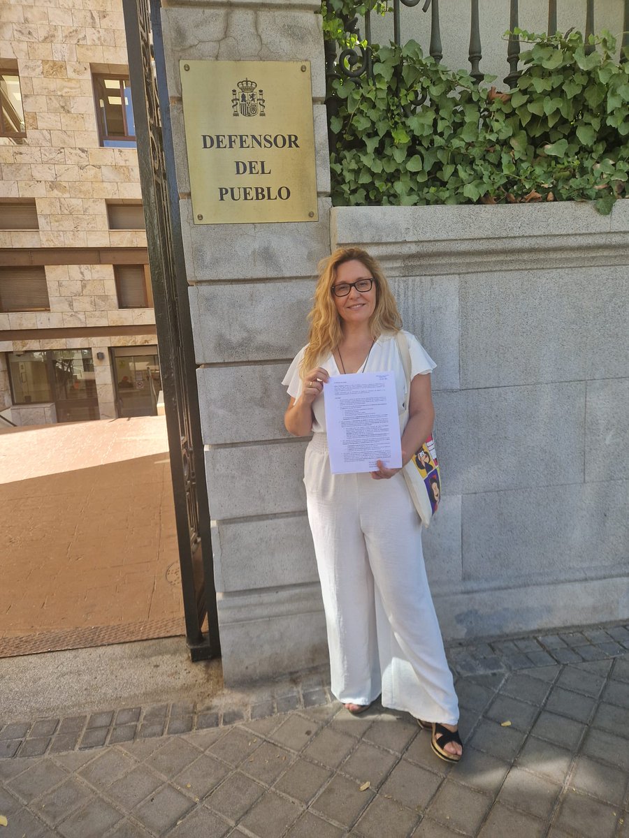 SEGUIMOS trabajando <a href="/X_Alcorcon/">X_Alcorcón</a> 

🚌Tras casi un año de obras, el soterramiento de la A5 sólo parece atender a los intereses especulativos. Los trabajadores/as de #Alcorcón y del Sur seguimos siendo los perjudicados. 
➡️Sin intercambiador, en condiciones inhumanas, hoy he