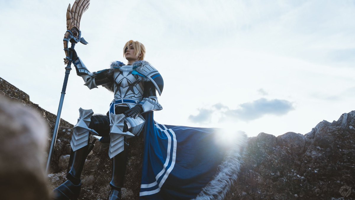 FolloXander's tweet image. New photo of my Dimitri Great Lord that I had the opportunity to wear in Italy during the Il Volta 🇮🇹

🎀 : @LRCosplay 
📸 : Lievka_photography
Event : Il Volta 2024 🇮🇹

#fe3h #Dimitri #FireEmblem3Houses