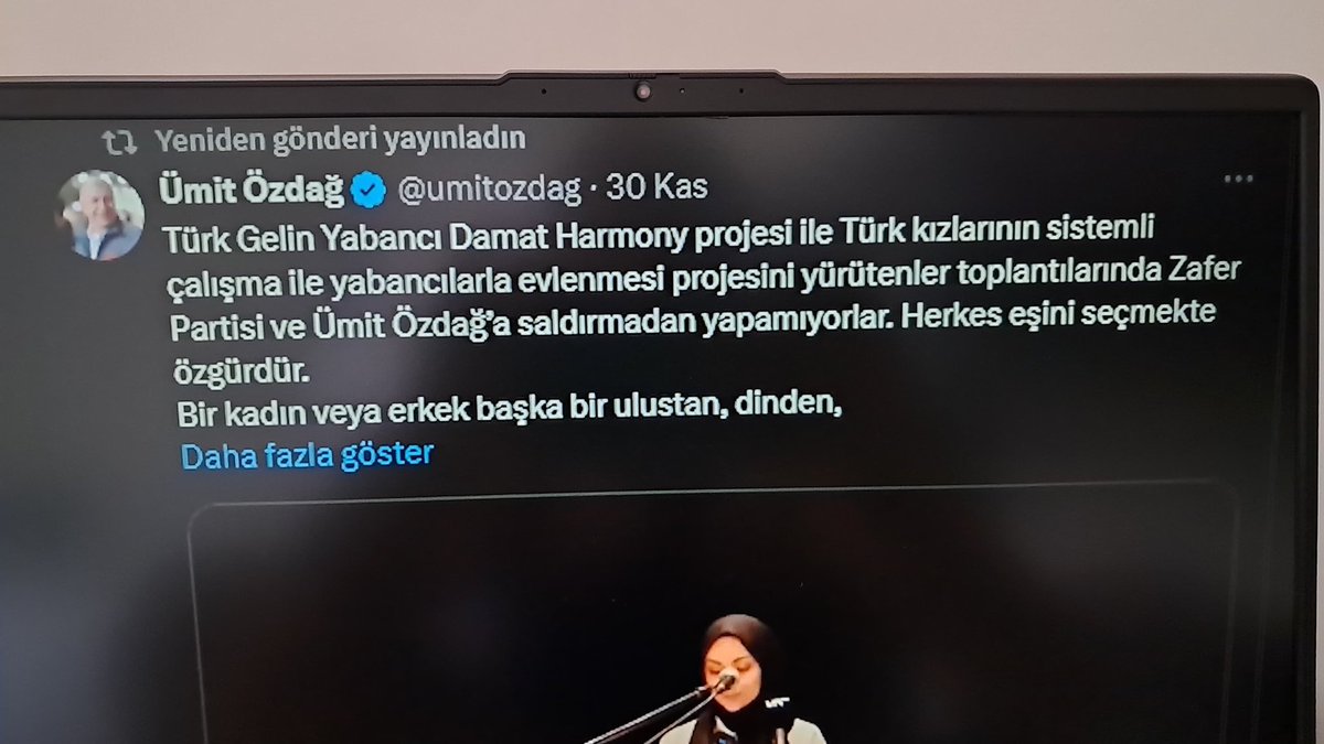 Bu soysuzlar popüler yapıp sosyal medayda şatafatlı gösterip nesli bizi bozanlar