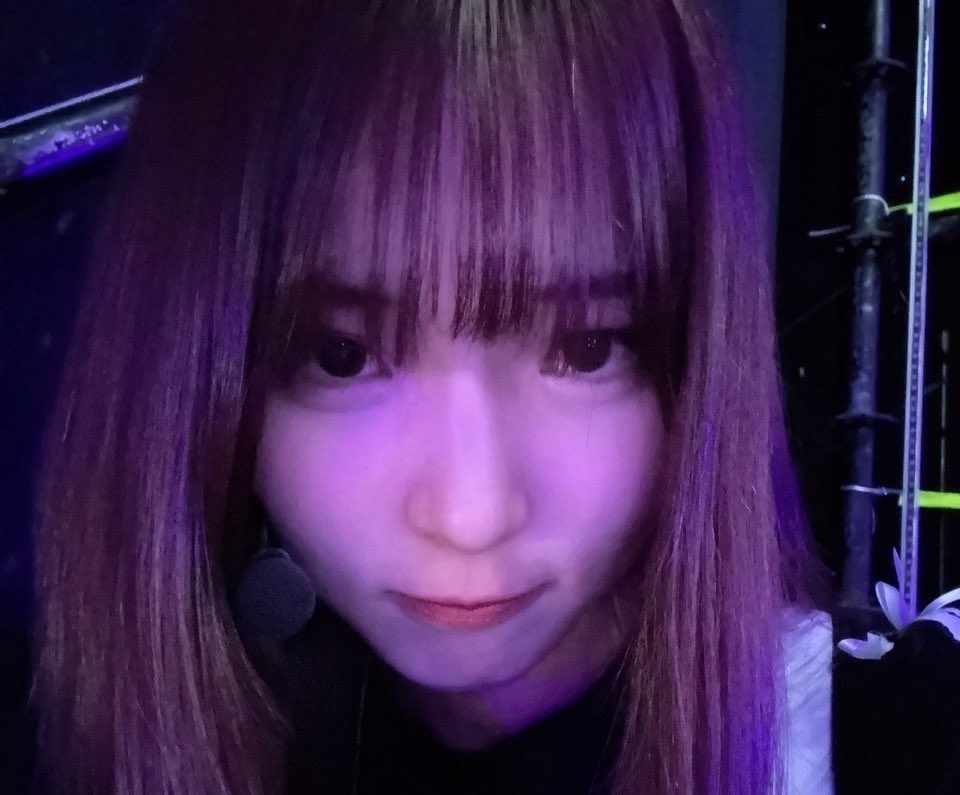 myon_221's tweet image. 【ALT】

二人きりの宅飲みで寝て起きたら酔っ払っててなぜか激甘になってた人達

 #みょんLT