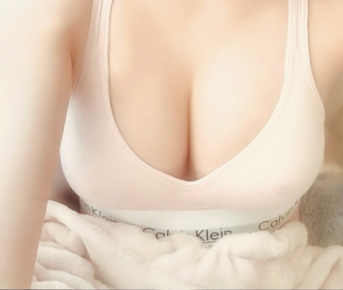 沖完涼諗緊祼唔祼睡好。。