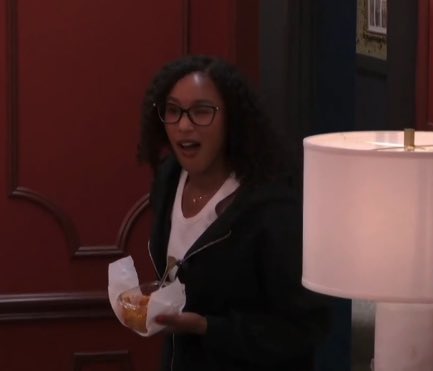 rbbq's tweet photo. Things You "Need To Know" - Day 72 (9/17) #BB27 

1. Vince swears Morgan wouldn't vote Lauren out, "she wouldn't do that to me"
2. Ashley focuses on how close Lauren/Kelley/Ava have become
3. Morgan accuses Vince of hiding a F2 w/ Lauren
4. Ashley realizes Vince coached Lauren on how/what to campaign with this week
5. Kelley warns Vince that Lauren will leave if Keanu wins Blockbuster

What To Watch For Today:
- Final Blockbuster Winner + Eviction
- Double Eviction Results
- Final 5 HoH