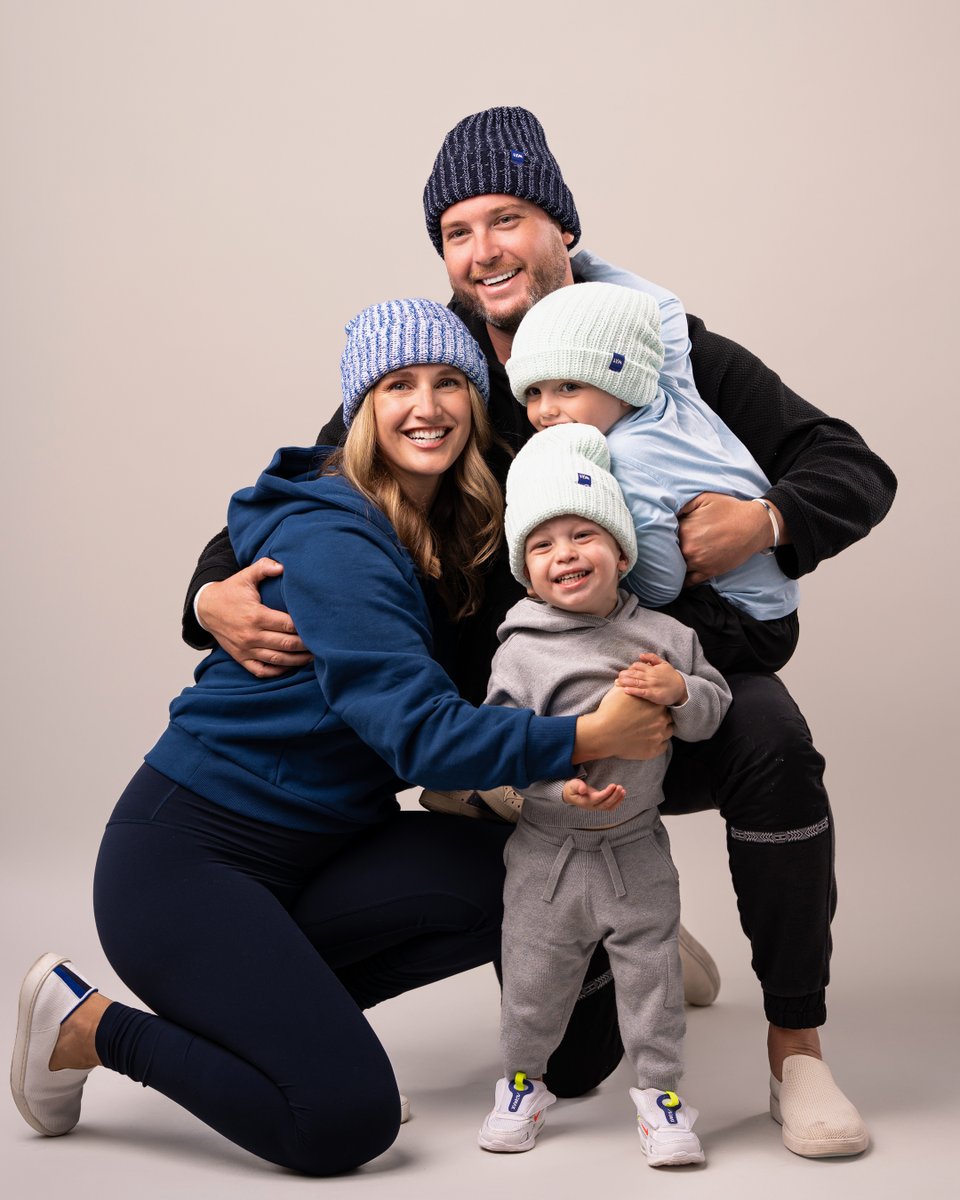 Love Your Melon tweet media