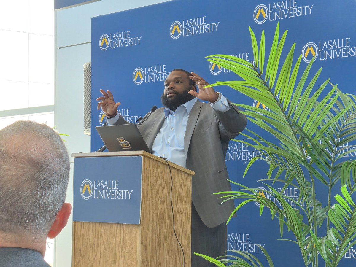 DonnaFrisbyGreenwood tweet media