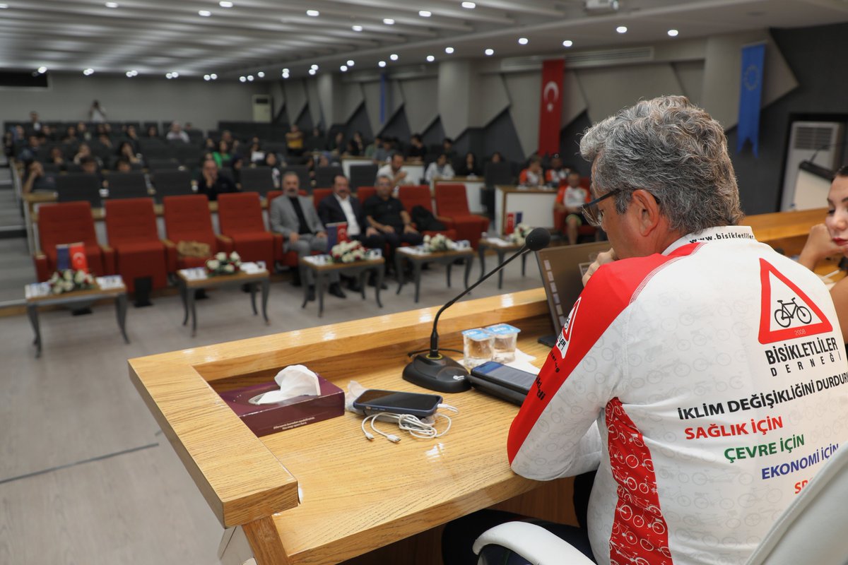Van Ticaret ve Sanayi Odası (@vantsokurumsal) on Twitter photo Avrupa Birliği (AB) Türkiye Delegasyonu Desteği, Odamız AB Bilgi Merkezi ve paydaş kuruluşlar işbirliğinde, #AvrupaHareketlilikHaftası kapsamında; "Sürdürülebilir Bir Şehir İçin Bisiklet Paneli" düzenlendi.
<a href="/EUDelegationTur/">AB Türkiye Delegasyonu🇪🇺EU Delegation to Türkiye</a> <a href="/ABBilgiMerkezi/">AB BİLGİ MERKEZLERİ (EU INFORMATION CENTERS)</a> <a href="/abbmvan/">Van AB Bilgi Merkezi</a> <a href="/tobbggkvan/">Van Genç Girişimciler Kurulu</a> <a href="/tobbvankgk/">Van Kadın Girişimciler Kurulu</a> Avrupa Birliği (AB) Türkiye Delegasyonu Desteği, Odamız AB Bilgi Merkezi ve paydaş kuruluşlar işbirliğinde, #AvrupaHareketlilikHaftası kapsamında; "Sürdürülebilir Bir Şehir İçin Bisiklet Paneli" düzenlendi.
<a href="/EUDelegationTur/">AB Türkiye Delegasyonu🇪🇺EU Delegation to Türkiye</a> <a href="/ABBilgiMerkezi/">AB BİLGİ MERKEZLERİ (EU INFORMATION CENTERS)</a> <a href="/abbmvan/">Van AB Bilgi Merkezi</a> <a href="/tobbggkvan/">Van Genç Girişimciler Kurulu</a> <a href="/tobbvankgk/">Van Kadın Girişimciler Kurulu</a>