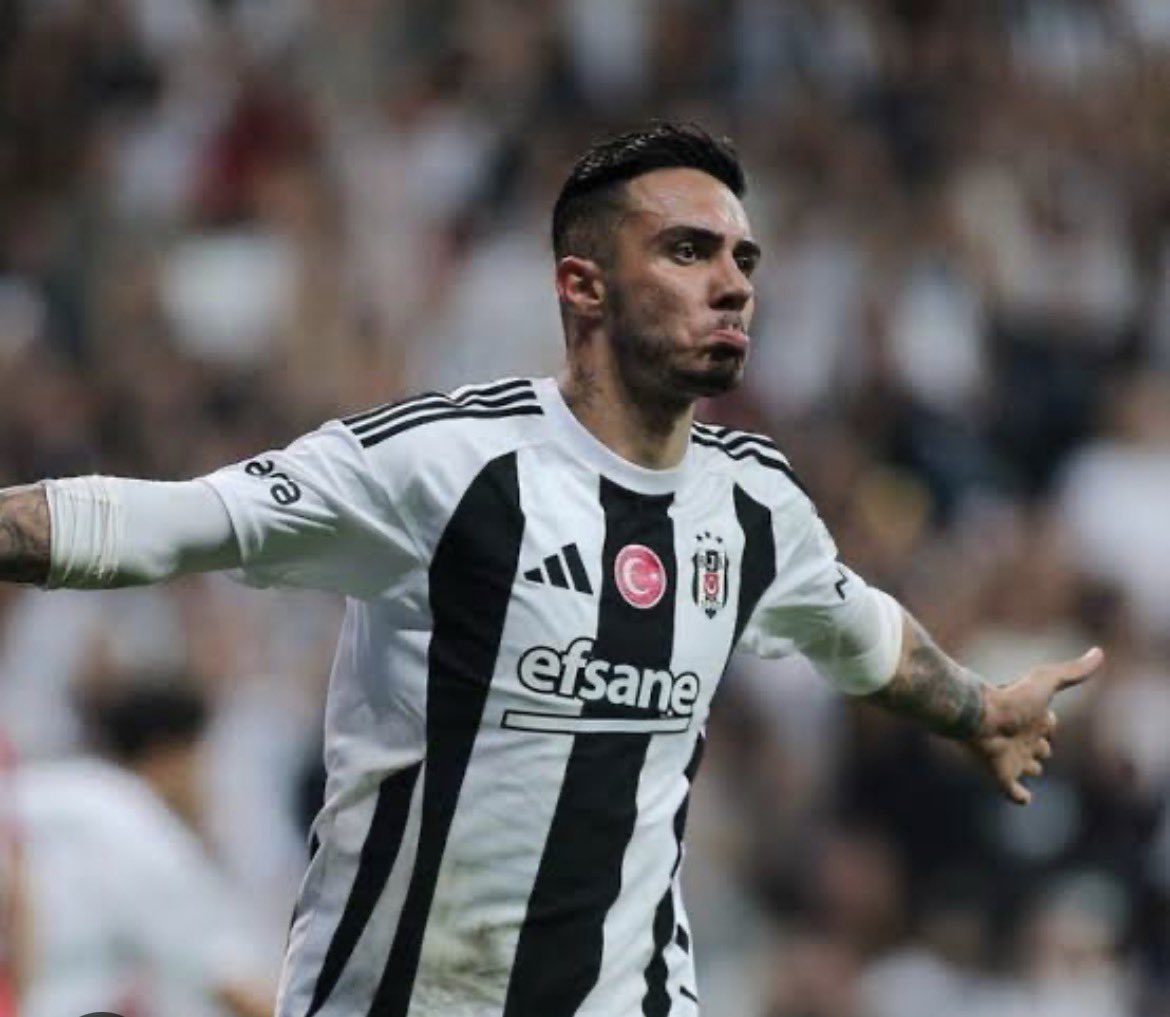 Seni bir tuttuklarının eli ayağına dolanıyor 

büyüksün