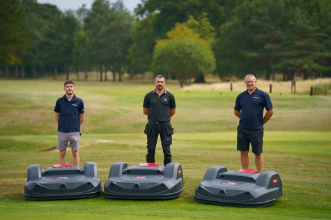 TurfProUK's tweet photo. 🚀 @ThonockParkGolf becomes the first UK golf club to invest in @TheToroCompany's #TurfPro autonomous mowers! 🤖⛳ 

Smarter staffing, quieter nights &amp; better cuts. Discover more here: https://t.co/wGxxj2QGyo

#Greenkeeping #TurfManagement #Groundcare https://t.co/BuYwfapR22