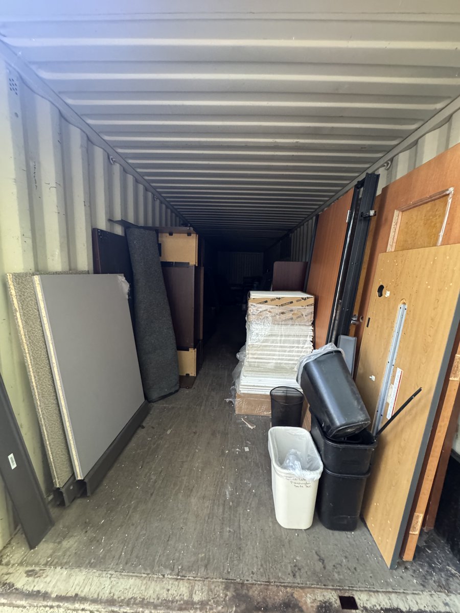 BDJunkremoval's tweet image. ✨The Now Vacant Storage Crate 
🐾Black Dog Junk Removal
👉Ready for your transformation? Contact us today!
☎️843-920-JUNK (5865) 
⚡ Fast and Friendly Service 
📍 Charleston, SC

#JunkRemoval #CleanOutCrew #Decluttering #BeforeAndAfter #JunkBeGone #ClutterFree #TrashToClean