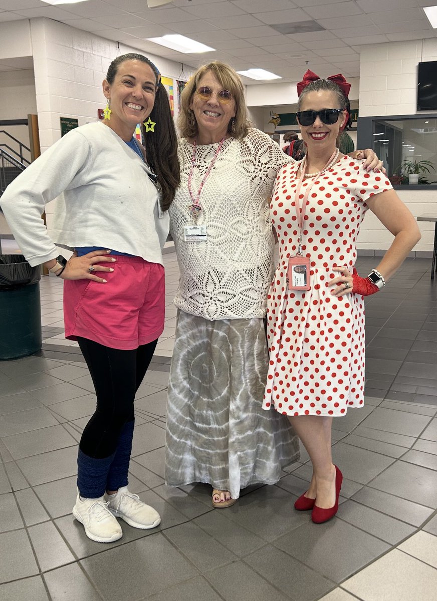 Throwback Thursday at <a href="/SV_Vikings/">Spring Valley</a>!! #AttendanceSpiritWeek <a href="/AttendForTWO/">Richland 2 Attendance Team</a>