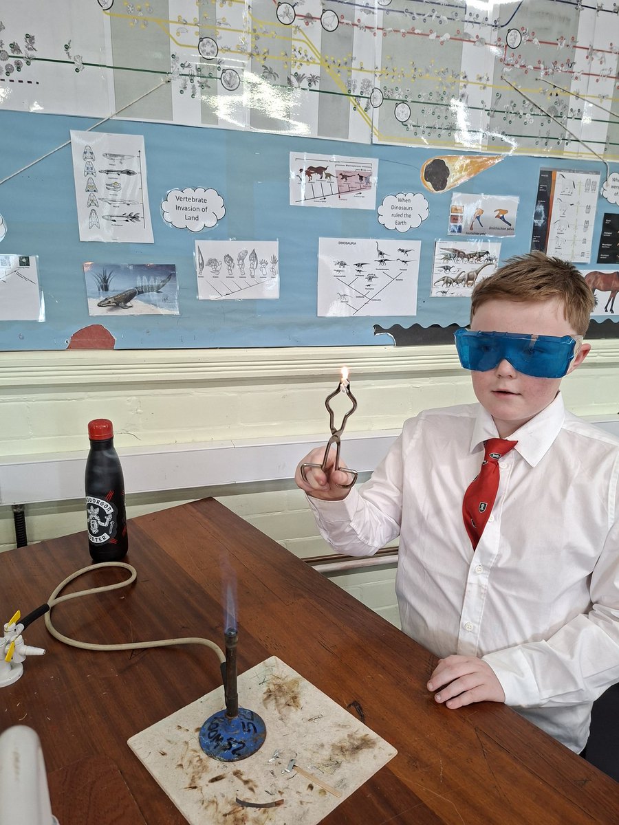 Some bright sparks attended Y7&amp;9 Science Club today. The boys were reacting different metals with oxygen.