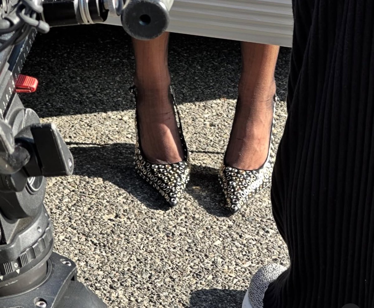 I’ll be the sun to your moon🌙 #brooklyn #brooklynvanzandt #newmusic #sept26 #DYLAN