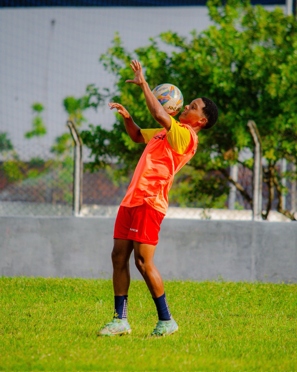 autoesporteofc's tweet photo. Um pouco da preparação da nossa equipe para a Copa Carpina! Foco total nos treinos de hoje, ajustando os detalhes para o desafio do final de semana.
Contamos com o apoio de todos. Vamos juntos!
Dá-lhe Auto 🇦🇹
📸 | r2 creative
#ClubeDoPovo #MacacoAutino #DalheAuto https://t.co/Q2VaW601Wn