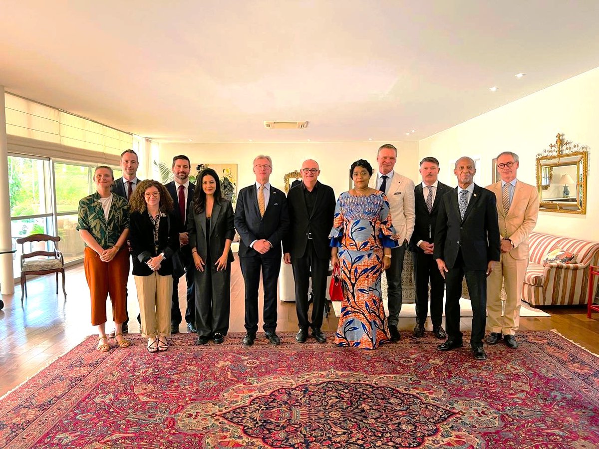 🇧🇪🌎 On The Road to Belem! COP30 Brazil

A Bélgica está comprometida em apoiar e impulsionar soluções financeiras inovadoras para enfrentar os desafios climáticos. 
Com  <a href="/UN_SOFF/">Systematic Observations Financing Facility (SOFF)</a>, estamos mobilizando recursos e parcerias para reduzir as lacunas de dados sobre clima e meteorologia