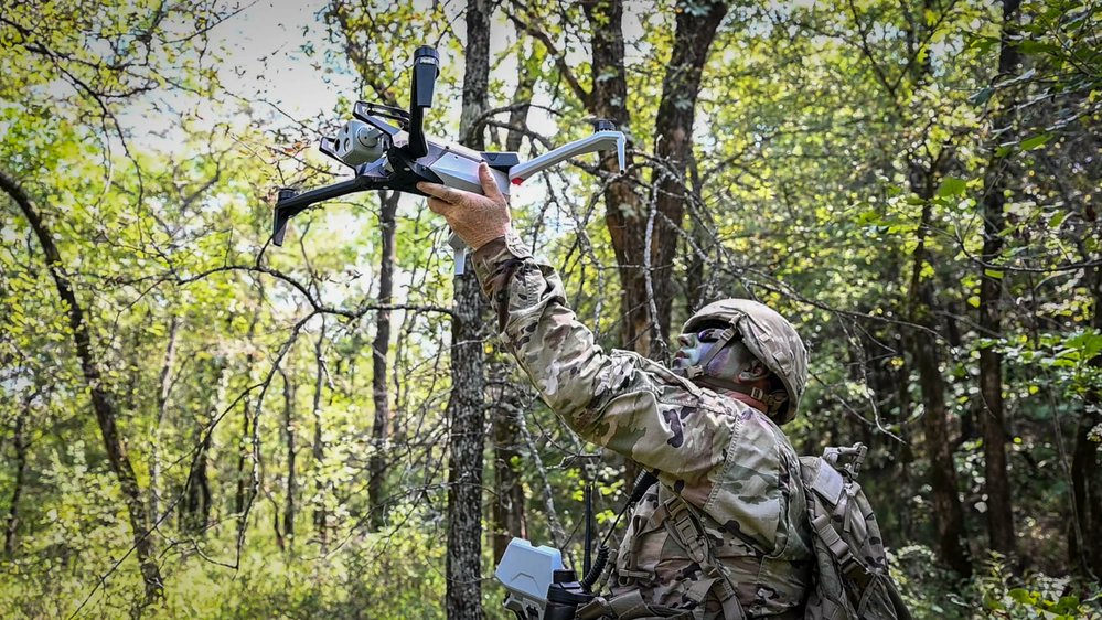 Drones are changing the rules of engagement! 
Our <a href="/OKGuard/">Okla. National Guard</a> troops faced a challenging scenario in Exercise Thunderstruck 2.0, battling both with and against unmanned aerial systems. Smoke, terrain masking, and quick thinking were key! 
See how they remain #ReadyForCombat for the