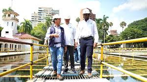 #Atención. <a href="/EMCALIoficial/">EMCALI 🇨🇴</a> confirmó que un fenómeno natural de "oxígeno disuelto" por altas temperaturas obligó a parar la planta de acueducto Río Cauca. Esto generó baja presión en barrios del #oriente y #norte. Las plantas Río Cauca y Puerto Mallarino ya operan con normalidad.