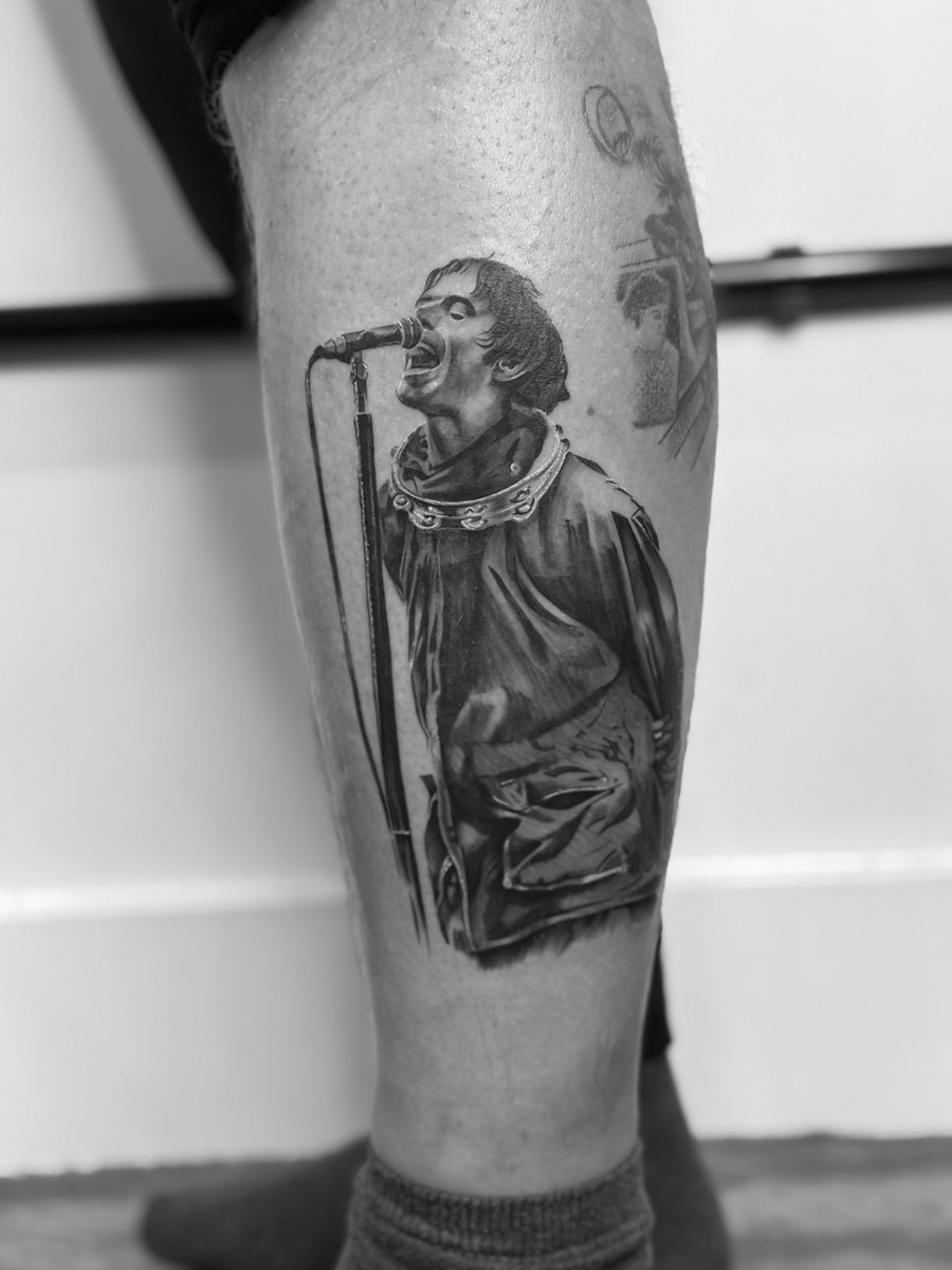 dean_rixson's tweet photo. @liamgallagher Had this done yesterday. Seen oasis 24 times since 1994 and seeing you for the 25th time at Wembley on the 27th my second time since the reunion as i was at Heaton park in July. Would love a shout out or a mention on here. Love you guys. #rockandrollstar https://t.co/7FoaqSc1b7