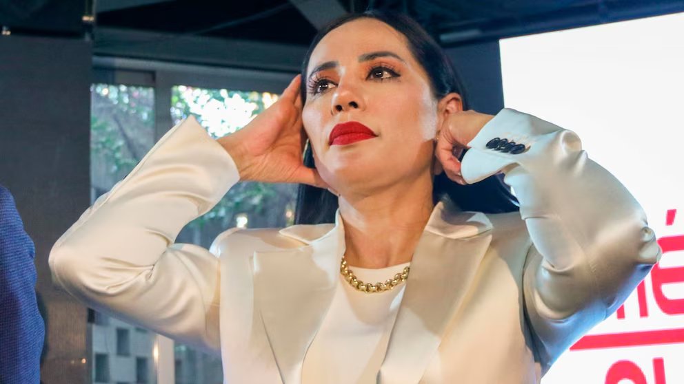 infobaemexico's tweet image. 🔴 #SandraCuevas podría tomar acciones legales contra el periodista #C4Jiménez bit.ly/3IiCtts