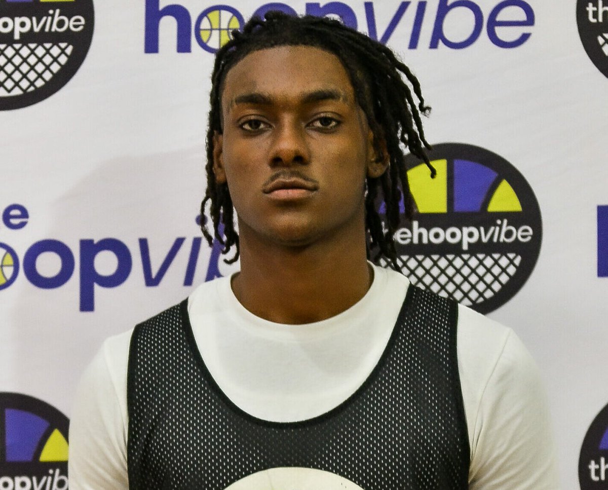 thehoopvibe's tweet image. Standouts: #HoopVibe Fall Showcase (Top Seniors)

Read Here - thehoopvibe.com/standouts-hoop…

✅ @showttimekeem 
✅ @TamariReed 
✅ @ilyyseann 
✅ @Landyncolyer 
✅ Pablo Rodriguez 
✅ @ryan080224
✅ @christian_rxcks 
✅ @JayRichmond30