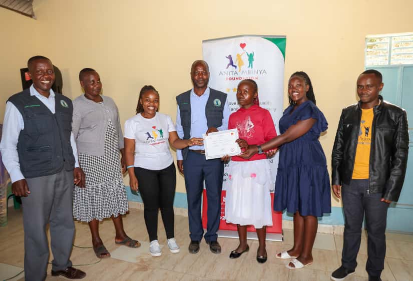 AFununu's tweet photo. Today in Mbitini Ward, the  Anita Mbinya Foundation successfully conducted a youth training on employability skills — helping young people clear hurdles, actuate their ambitions &amp; seize opportunities. Besides academic knowledge, such skills are a nice hammer in the toolbox. https://t.co/b1egbU2vY9