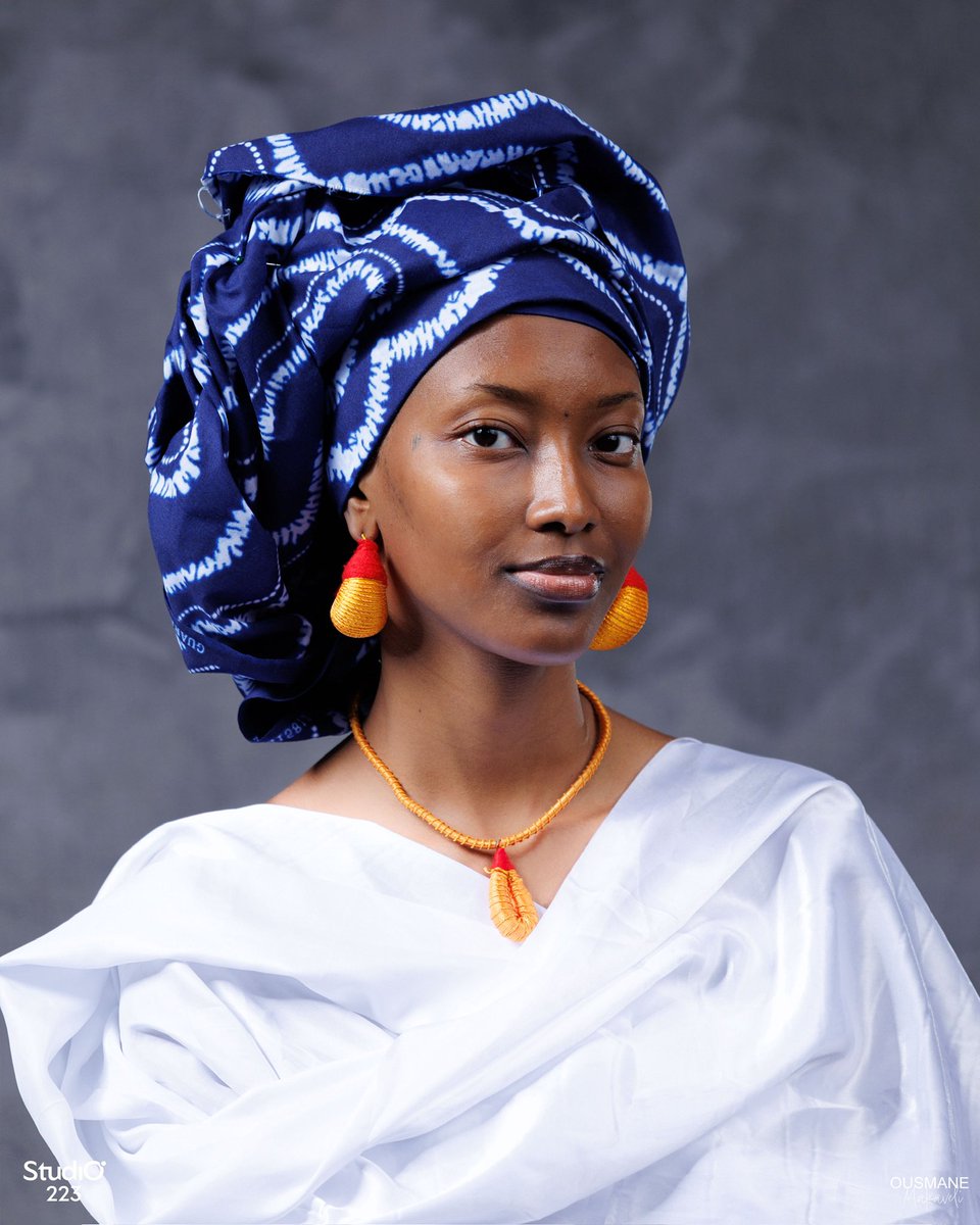 J’étais au studio pour quelques sessions photos. Je me suis dit que c’était pas mal de partager quelques unes des photos ici. 

📸Makaveli