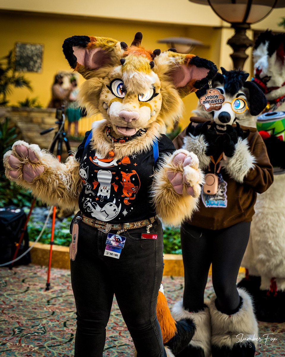 THIS PHOTO IS SO SLAY!!!!! 🔥🔥
<a href="/SleepyDef/">Def the Photography Fox 📸</a>