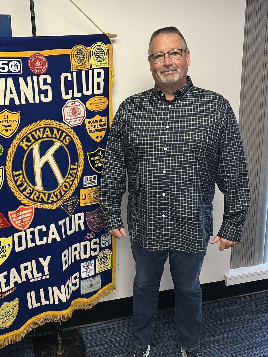 AMBirds_Decatur's tweet image. Today we welcomed:
Amy Bliefnick &amp;amp; Kyle Karsten from Macon Resources and Dwayne Creek from Decatur Township. 

Macon Resources was also our Speaker.

We also recognized Paul Francis for being a Kiwanis Member for 45 years.  

Peanuts Sales are Fri &amp;amp; Sat.  Find us to donate.