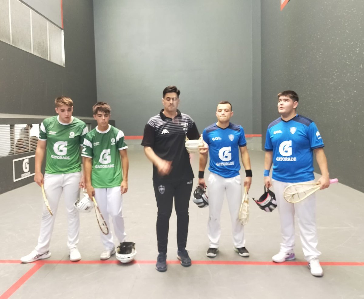 🏆 TRINKETEKO 23 URTEZ AZPIKO MUNDUKO TXAPELKETA

⚾️ XARE 

🔴 EUSKADI 1 (15-14-3) (Lopetegi-Iturbe)
🔵 ESPAÑA 2 (5-15-10) (Hualde-Armendariz)