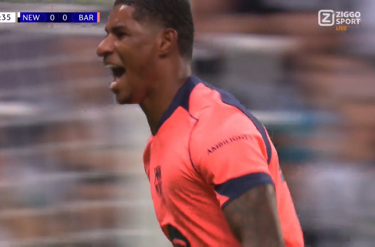 OMG MARCUS RASHFORD BEST PLAYER IN THE WORLD😭❤️