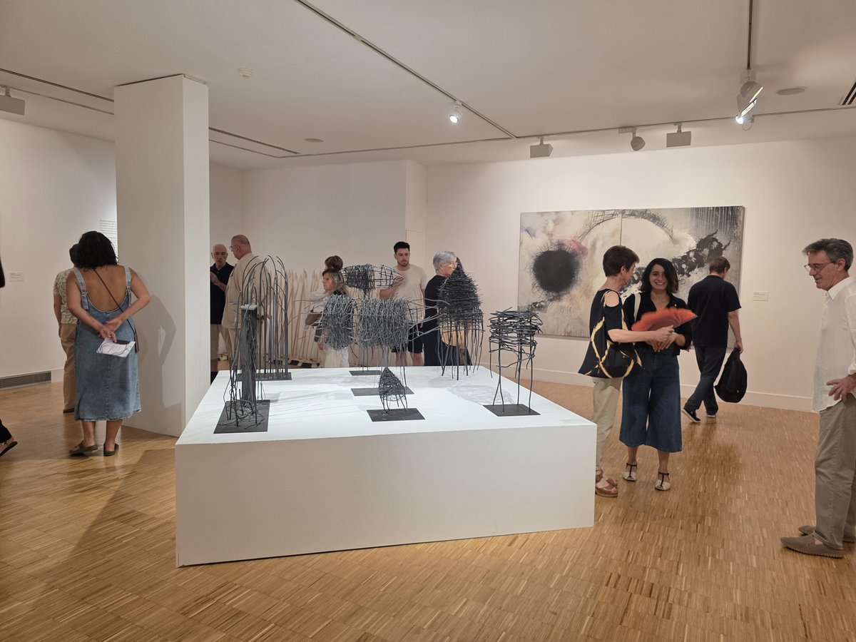 museumataro's tweet photo. #Inaugurada l'exposició "Sense títol" de Diego Guirao a Ca l'#Arenas 👥
⏳ Al capdavant de la mostra s’hi han posat Sílvia Aguilera Guirao, la seva neboda i la persona a qui va confiar la conservació i la difusió del seu llegat, i l'artista Verònica Aguilera Carrasco 💡 https://t.co/WK5DajRKpu