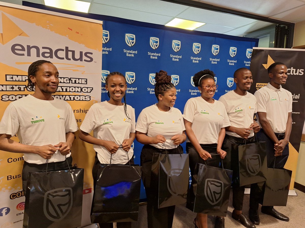 Grateful to <a href="/StandardBankSZ/">SB Eswatini</a> for their E100 000 sponsorship to empower youth entrepreneurs 💙✨
Together, we’re fueling innovation, resilience &amp; sustainable impact — showing what’s possible when business invests in the future. 🚀

#BlueLove #ChooseStandardBank #Enactus #GenRe