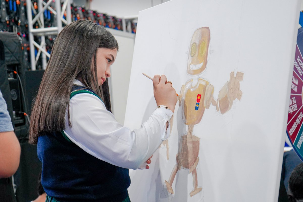 tecsud's tweet photo. Los días miércoles 17 y jueves 18 de septiembre se desarrolló la Expo  Educativa 2025 en el Centro de Convenciones de Guayaquil donde el  Tecnológico Sudamericano participó con un stand donde se recibieron  aproximadamente a 12000 estudiantes de diferentes unidades educativas. https://t.co/W3MU5UKBgV