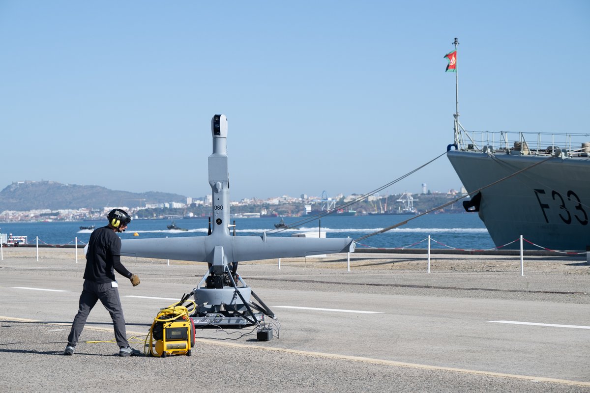 NATO_MARCOM's tweet photo. #DYMS25 unites Allies & Partners to refine interoperability, advance multi-domain ops & protect Critical Undersea Infrastructure 🌊.
Hosted by Portuguese Navy 🇵🇹 , co-led by ACT & MARCOM with NATO, industry & academia. #WeAreNATO #MaritimeSecurity #DynamicMessenger #REPMUS25 #lnnovationNATO #MaritimeUnmannedSystems