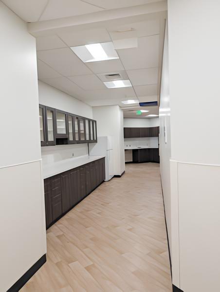 EVstudioAEP's tweet image. From flood- and fire-damaged office ➜ state-of-the-art veterinary hospital! 🐾
EVstudio + HC Company transformed 4,954 SF into a modern, efficient, pet-friendly facility.

Blog: evstudio.com/transforming-a…

#EVstudio #VeterinaryDesign #HealthcareArchitecture
