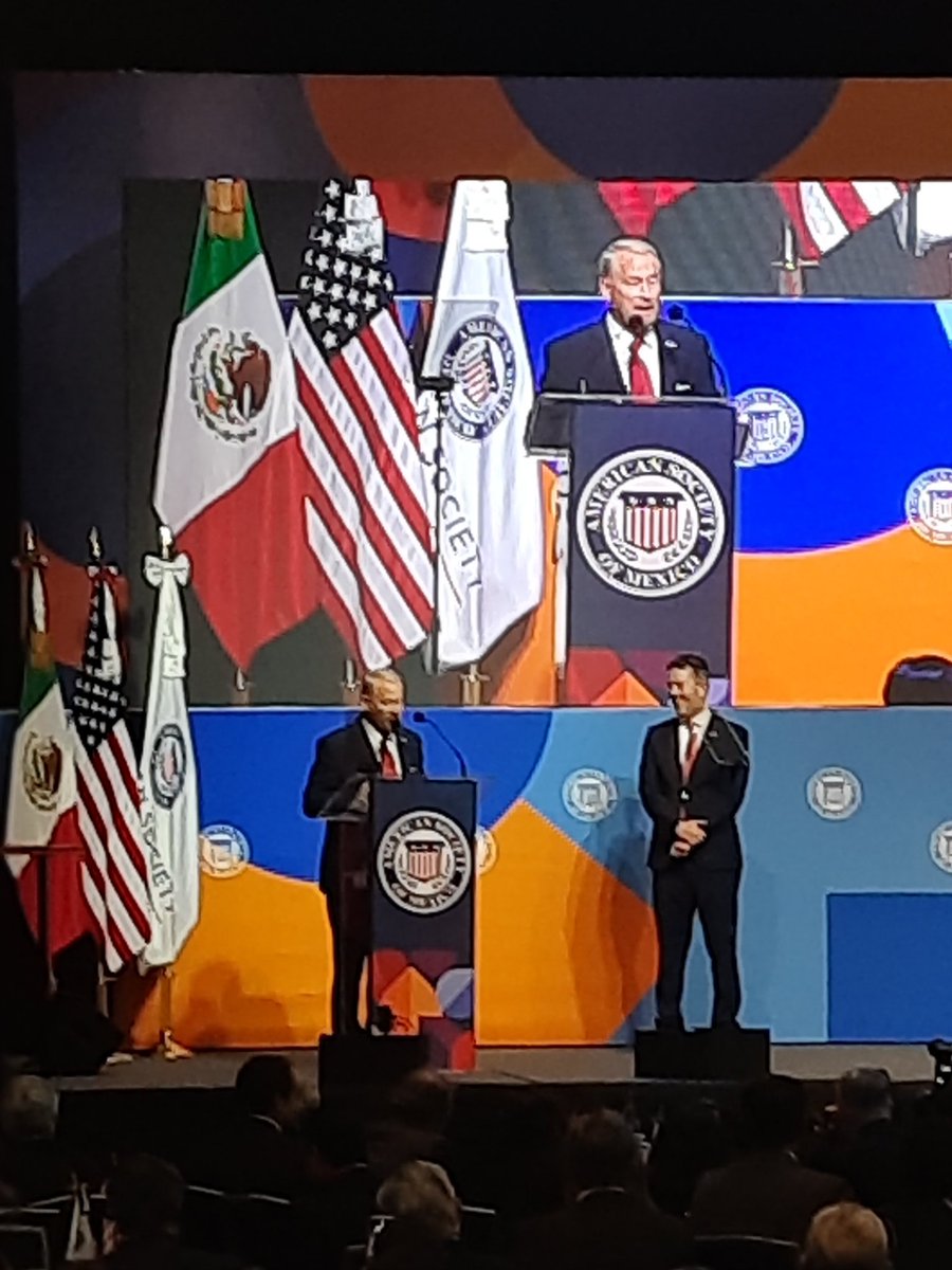 garciayuria's tweet photo. Un gusto ser maestra de ceremonias en la 4ta Convención Binacional de @amsocmx . El 1er día tuvimos la participación del Embajador Ronald Johnson @USAmbMex @USEmbassyMEX , @lrubin, @AltagraciaGome de #CADERR , @tatclouthier del @IME_SRE, @alejandromurat del @senadomexicano ... https://t.co/ABRq9yfzsd