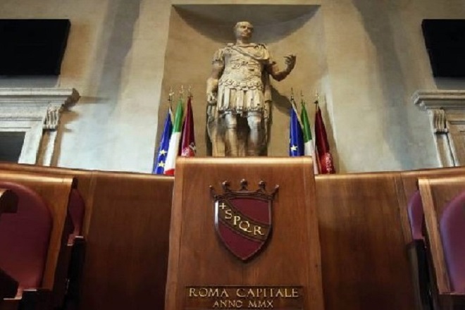 🇵🇸 La bandiera della Palestina esposta in Campidoglio

🏛️ La bandiera della Palestina sarà esposta in piazza del Campidoglio. È quanto prevede la mozione di maggioranza approvata oggi in Assemblea Capitolina.

📃 Il documento impegna Sindaco e Giunta "a condannare ogni attentato