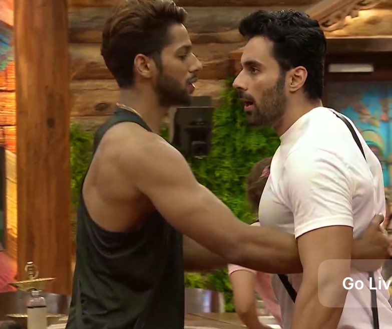 tiram1suwu's tweet photo. the ultimate ship of this season is here to rule, good luck to other ships 👨🏻‍❤️‍💋‍👨🏻

#abhishekbajaj #biggboss19 https://t.co/HM69KRBr9o
